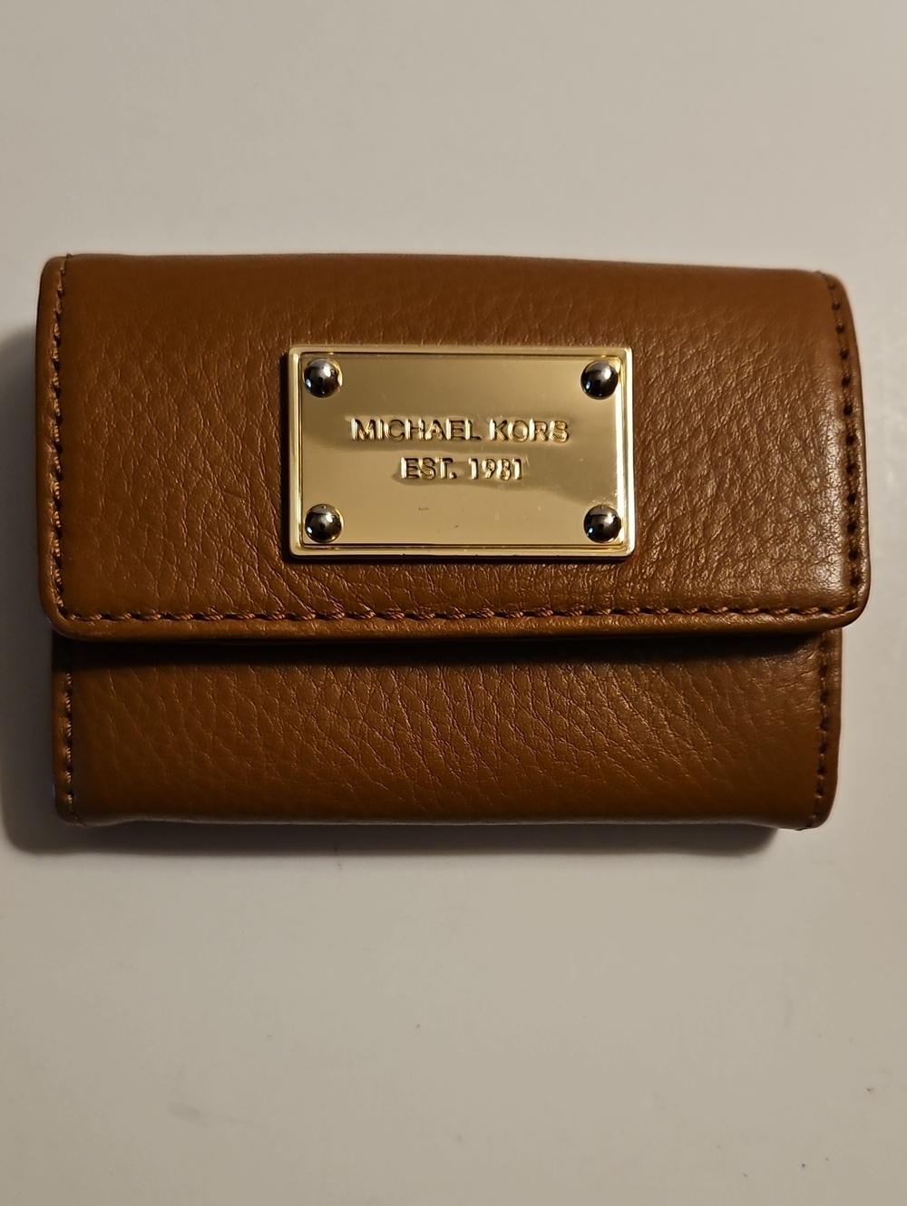 Michael Kors Tan Pebbled Leather Card & Key Holder with Gold Plate